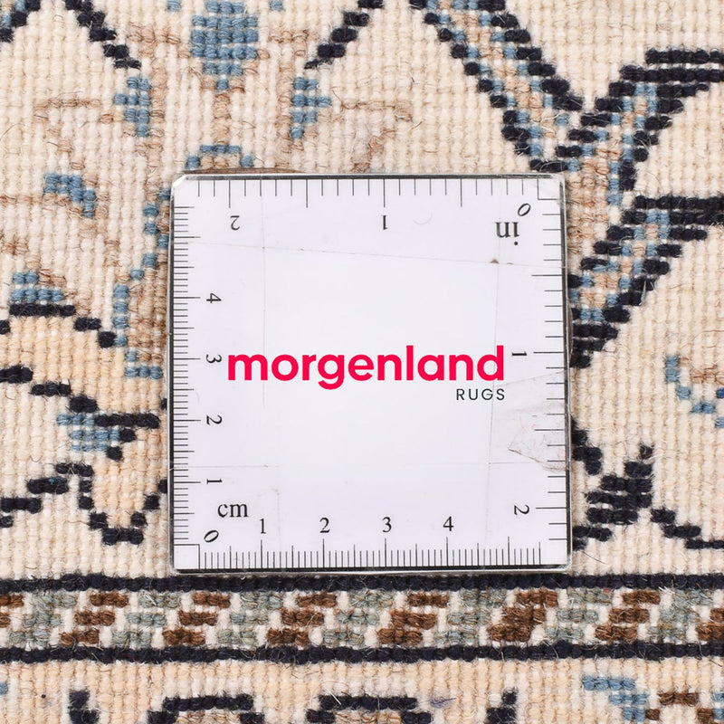 Persisk matta - Nain - 202 x 149 cm - grått