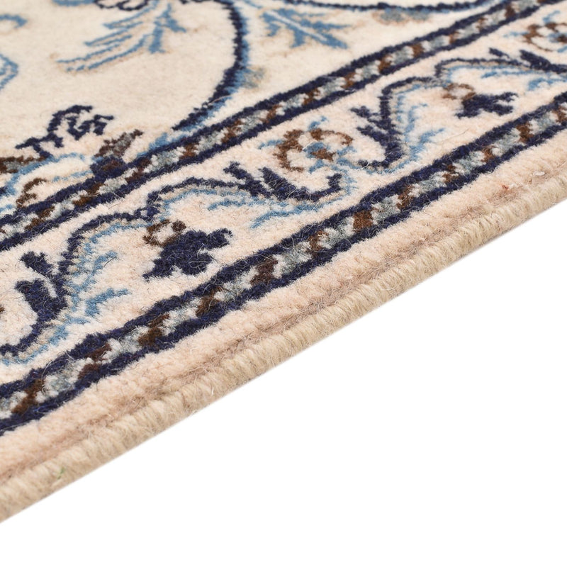 Persisk matta - Nain - 140 x 88 cm - ljusgrå