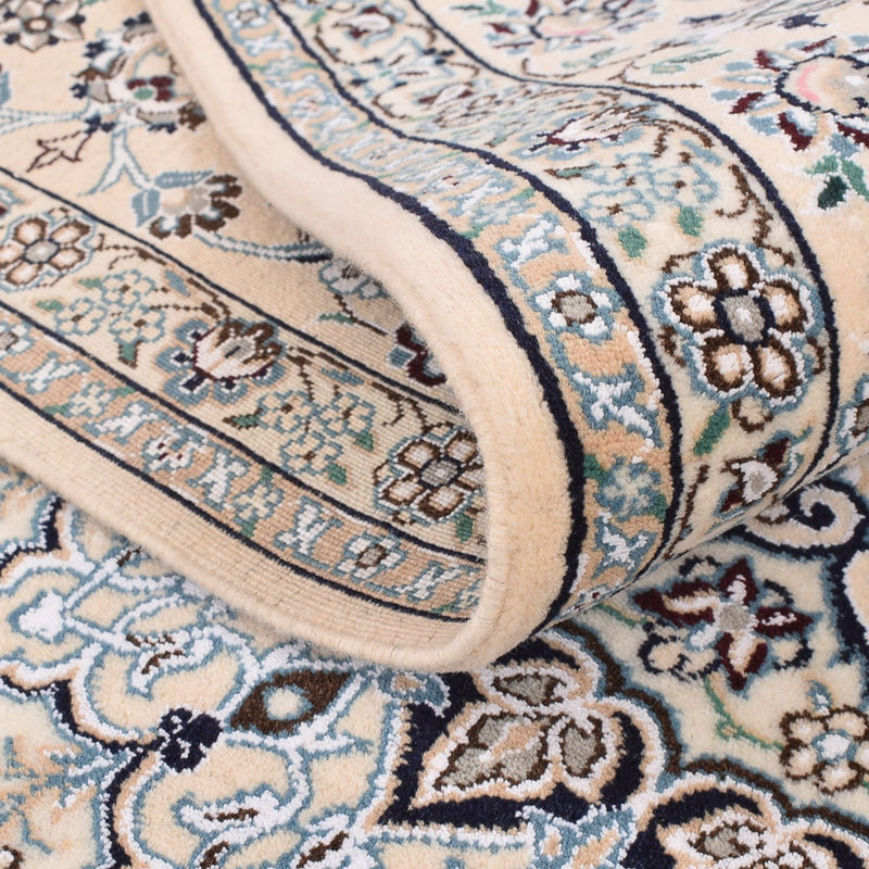 Persisk matta - Nain - Royal - 305 x 200 cm - vit