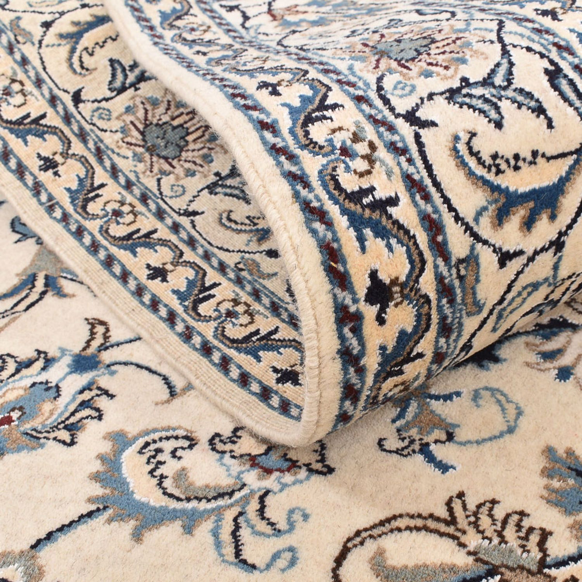 Persisk matta - Nain - 237 x 163 cm - ljusbeige