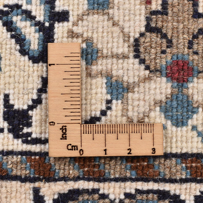 Persisk matta - Nain - 241 x 170 cm - ljusbeige