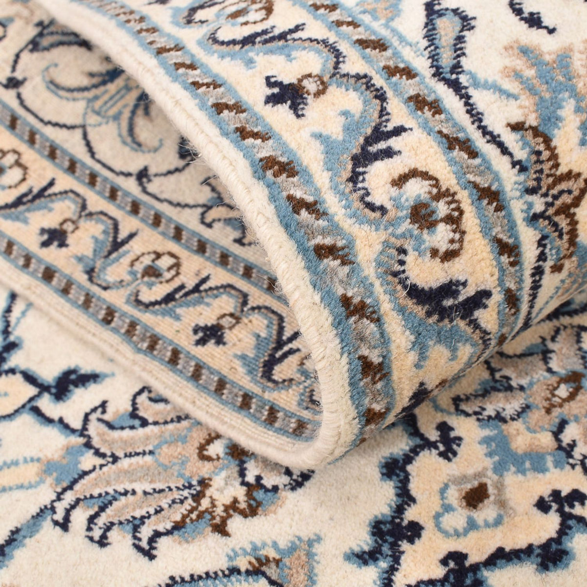 Persisk matta - Nain - 193 x 145 cm - ljusbeige