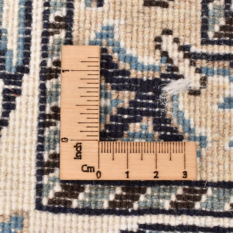 Persisk matta - Nain - 239 x 171 cm - ljusbeige