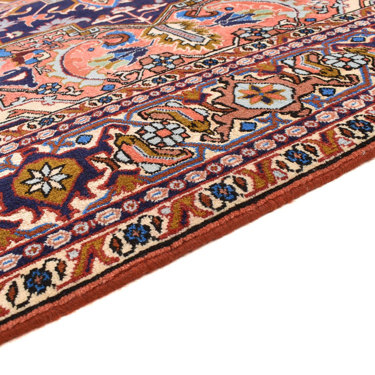 Persisk matta - Nomadic kvadrat  - 200 x 194 cm - ljusröd