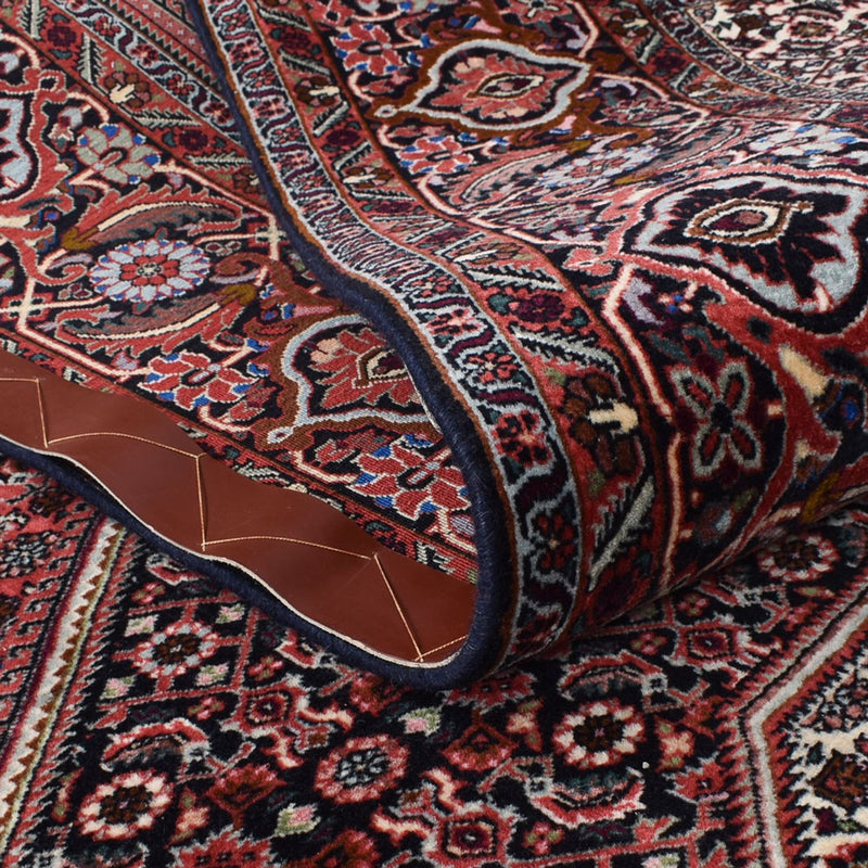 Persisk matta - Bijar - 315 x 248 cm - mörkröd