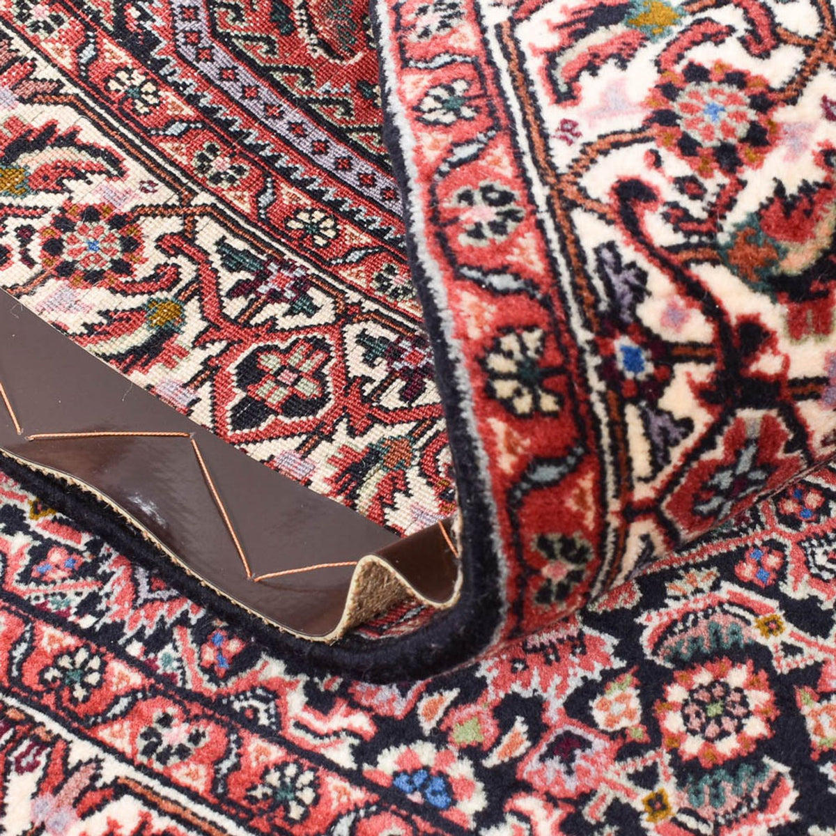 Persisk matta - Bijar - 156 x 110 cm - ljusröd