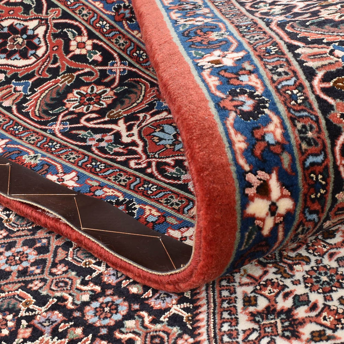 Persisk matta - Bijar - 295 x 200 cm - mörkröd