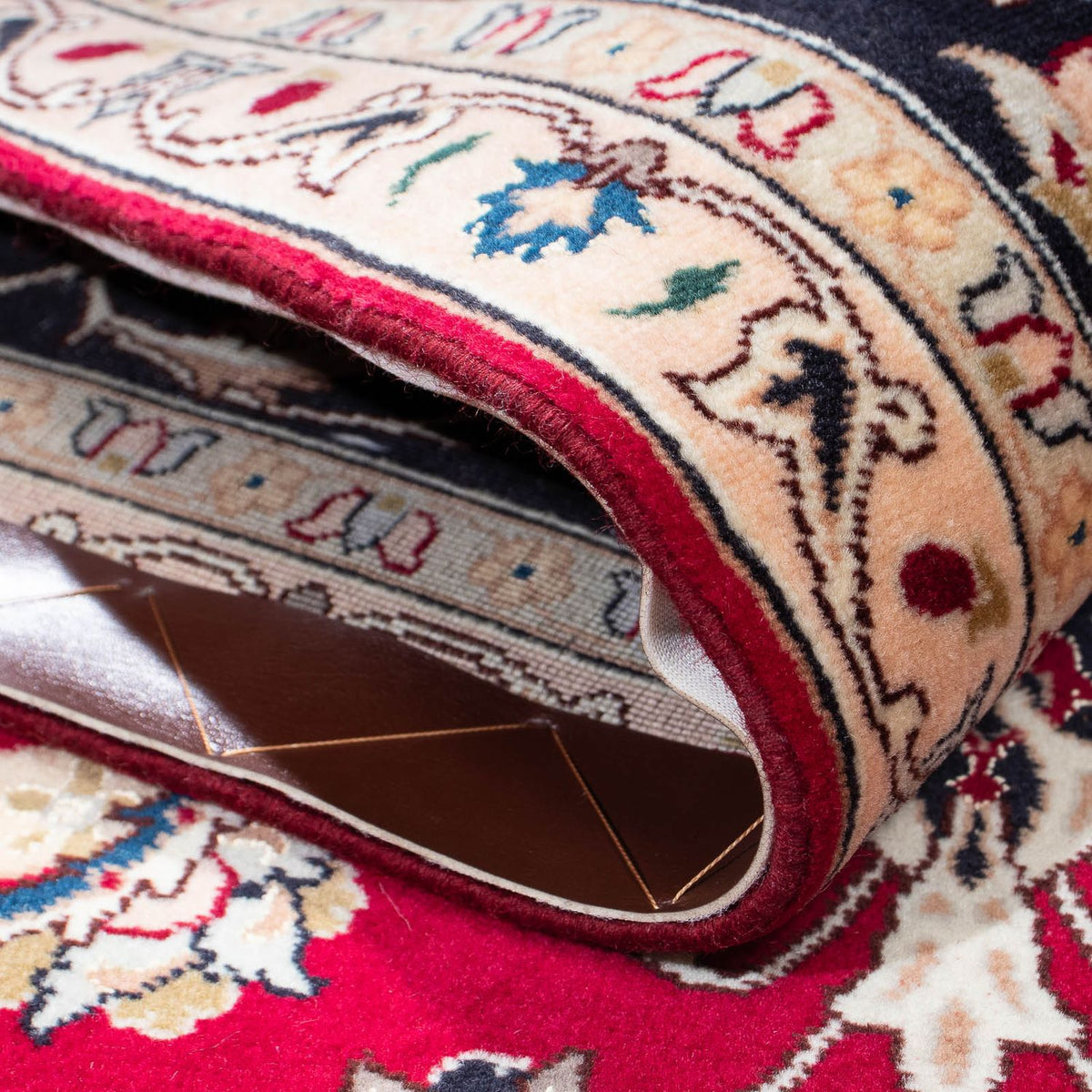 Persisk matta - Tabriz - Royal - 210 x 154 cm - röd