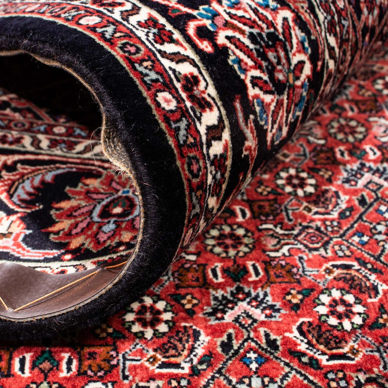 Persisk matta - Bijar - 240 x 166 cm - mörkröd