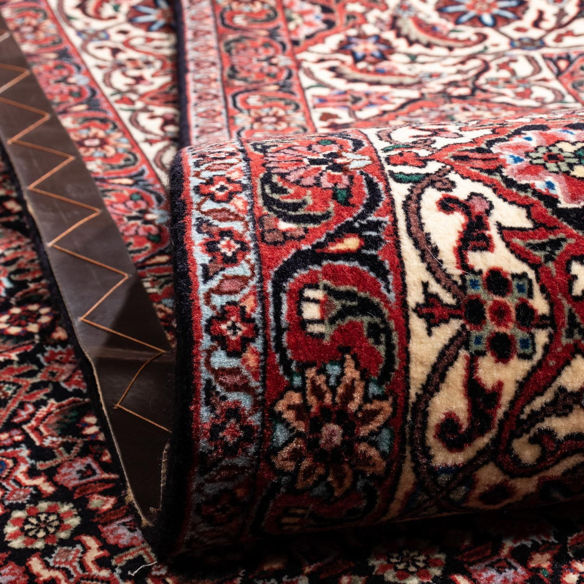 Persisk matta - Bijar - Royal - 346 x 250 cm - mörkröd