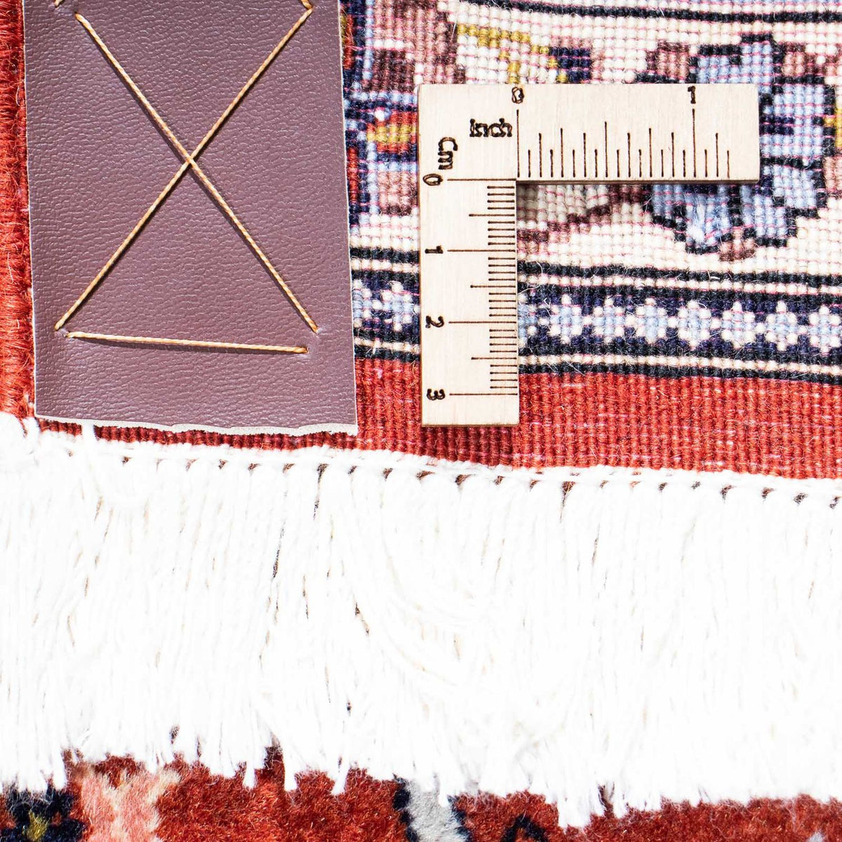 Persisk matta - Ghom - 181 x 136 cm - mörkröd