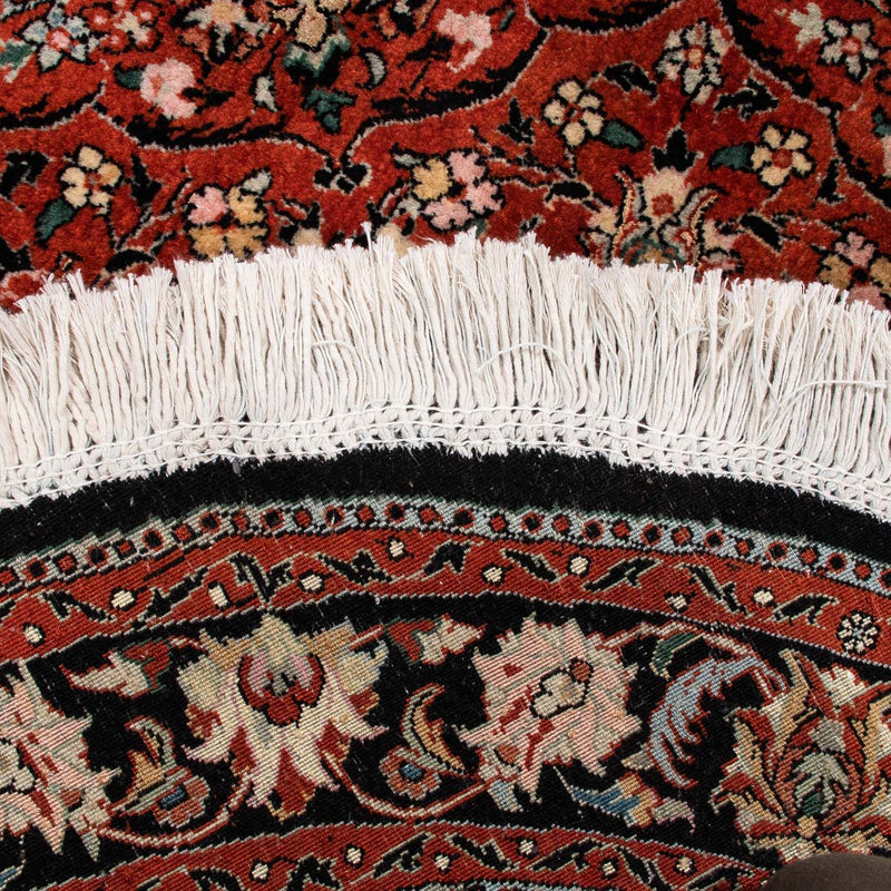 Persisk matta - Bijar runt  - 127 x 127 cm - mörkröd