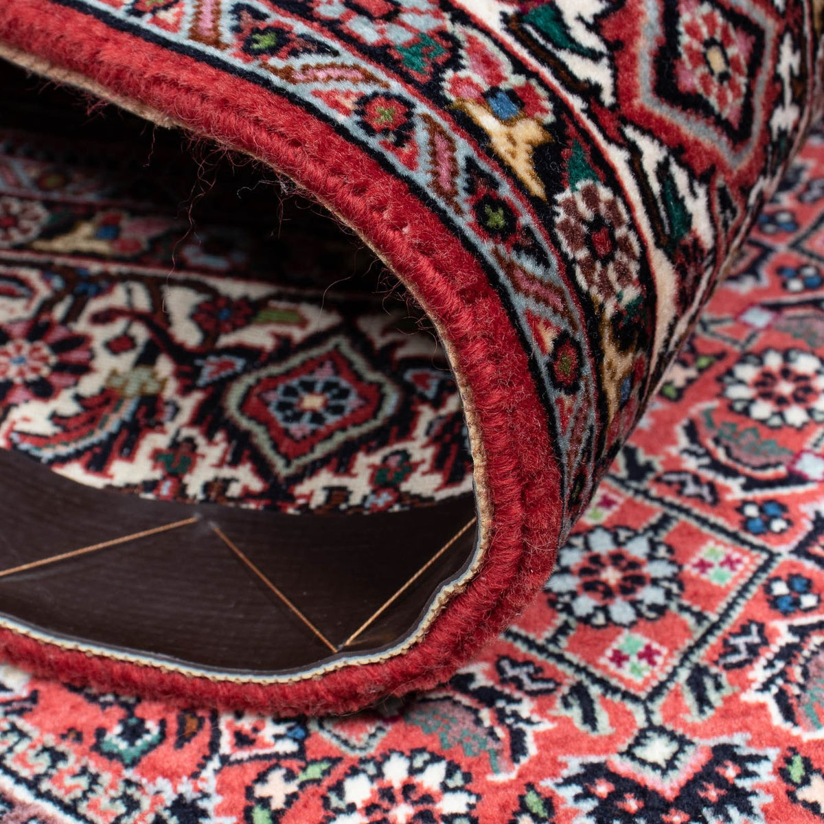 Persisk matta - Bijar - 210 x 135 cm - ljusröd