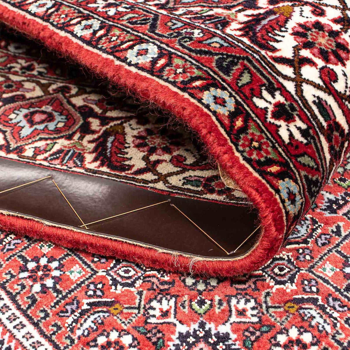 Persisk matta - Bijar - 220 x 142 cm - röd