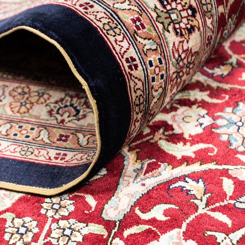 Oriental Carpet - Hereke - 370 x 276 cm - mörkröd