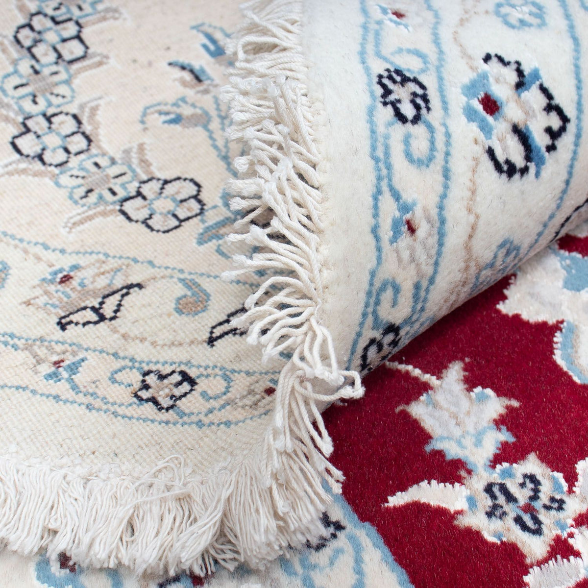 Persisk matta - Nain runt  - 295 x 295 cm - mörkröd