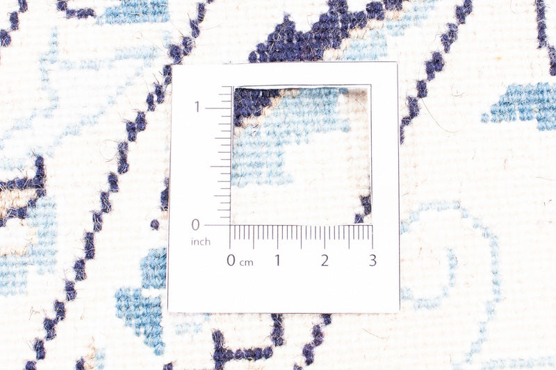 Persisk matta - Nain runt  - 250 x 250 cm - mörkröd