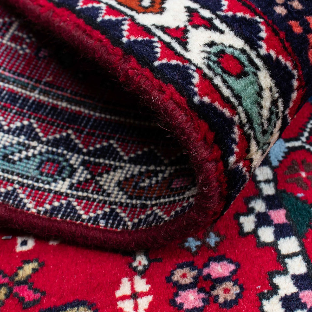 Persisk matta - Nomadic - 122 x 78 cm - mörkröd