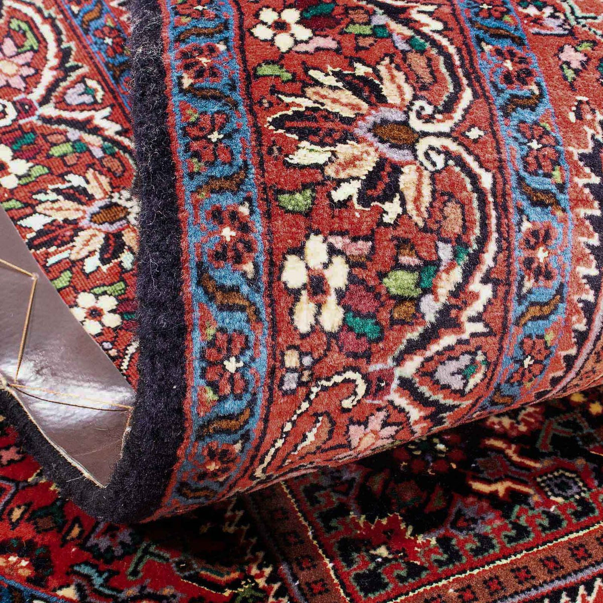 Persisk matta - Bijar - 173 x 110 cm - röd