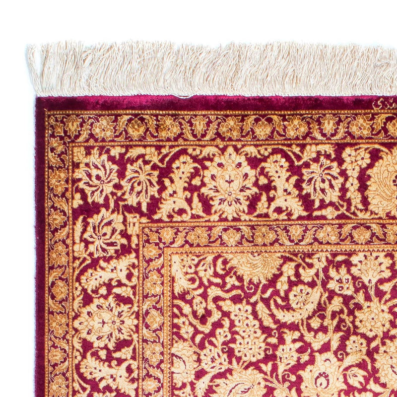 Persisk matta - Ghom - 146 x 100 cm - mörkröd