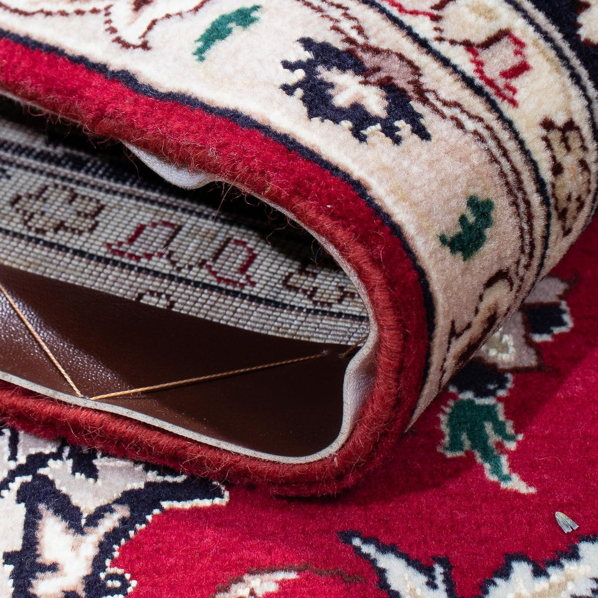 Persisk matta - Tabriz - Royal - 204 x 151 cm - mörkröd