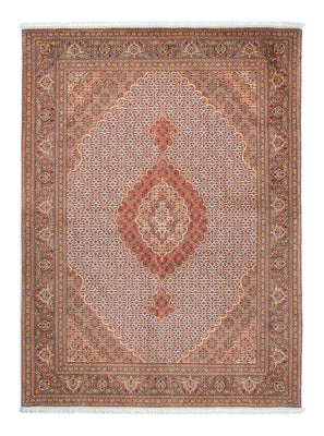 Persisk matta - Tabriz - 198 x 149 cm - ljusbrun