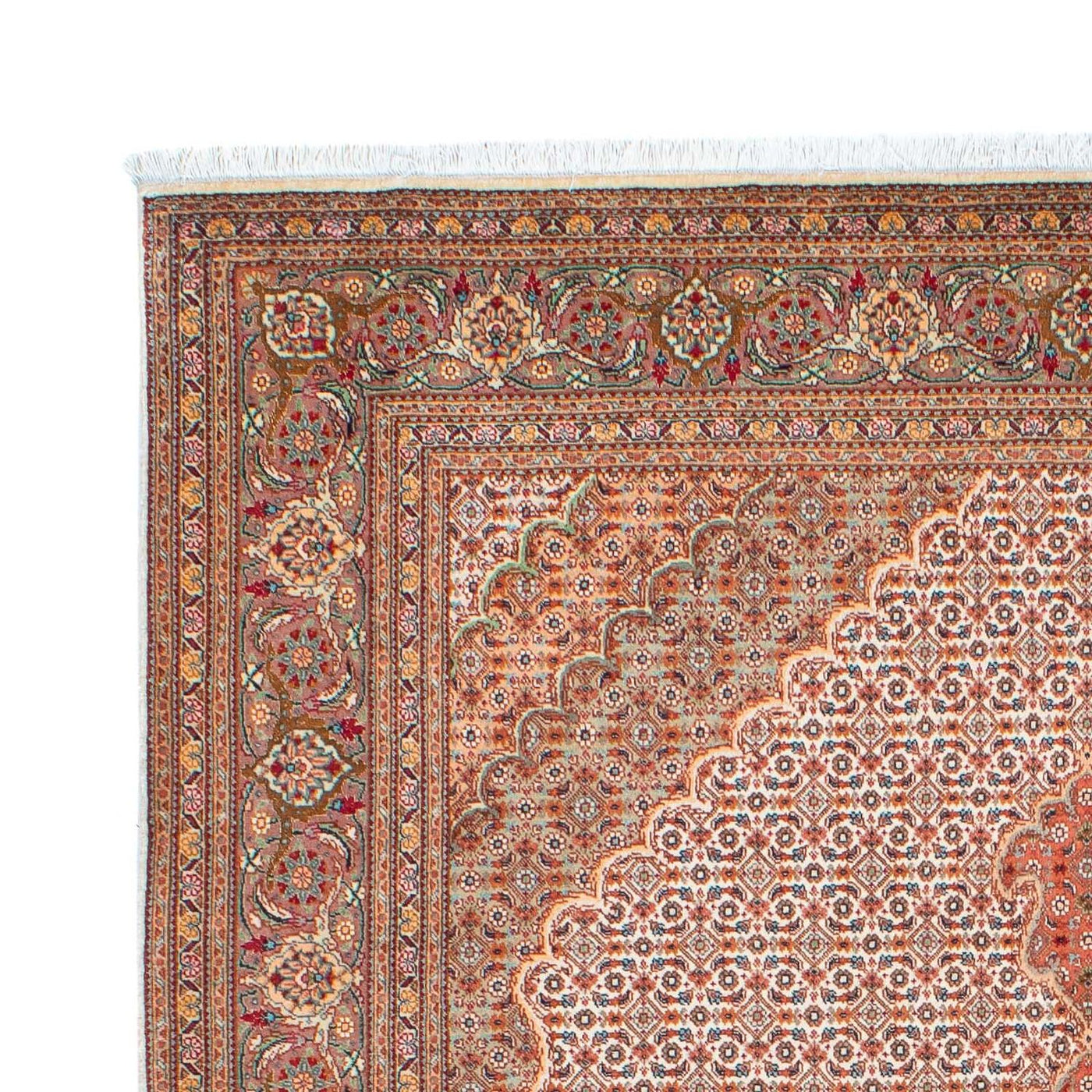 Persisk matta - Tabriz - 198 x 149 cm - ljusbrun