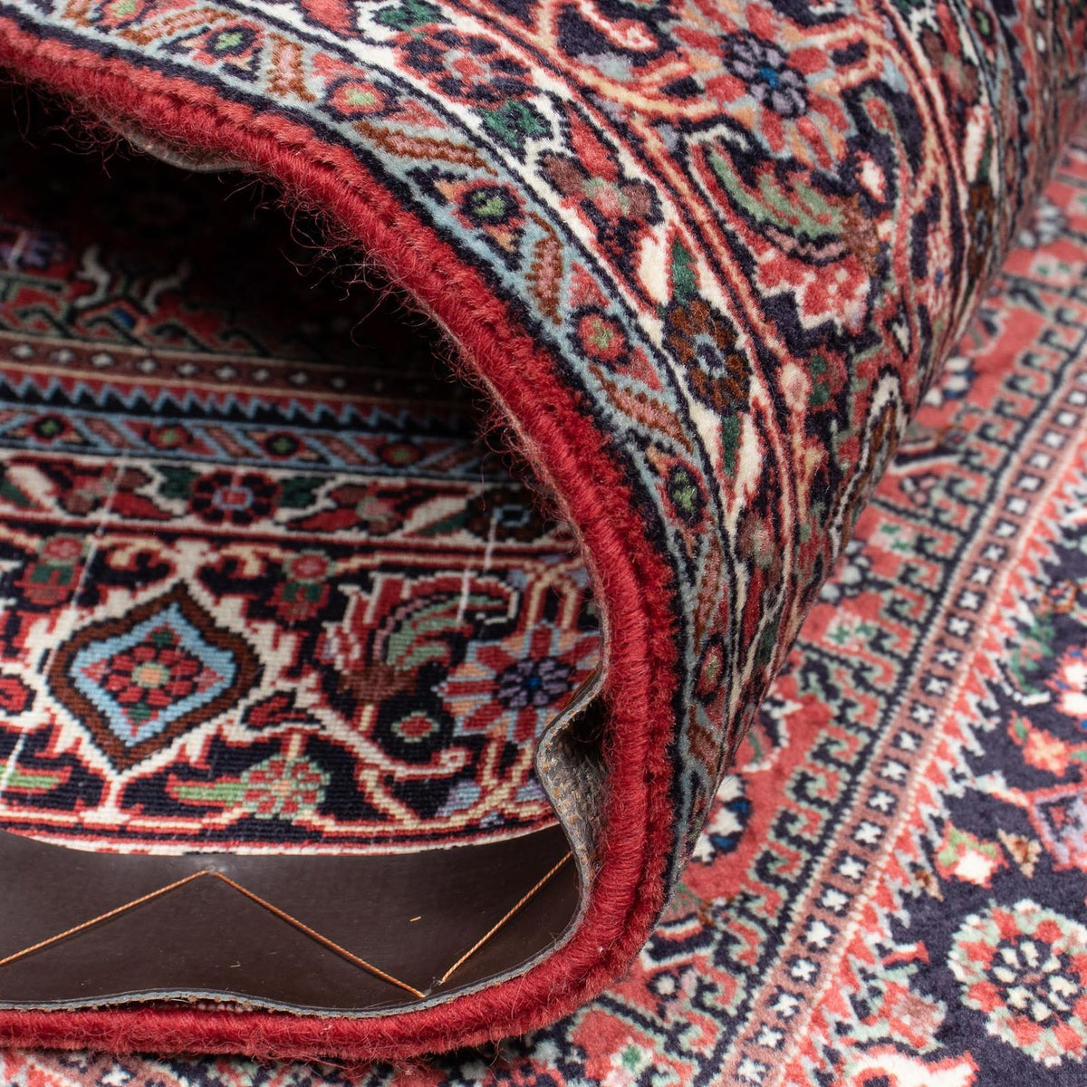 Persisk matta - Bijar - 206 x 132 cm - ljusröd