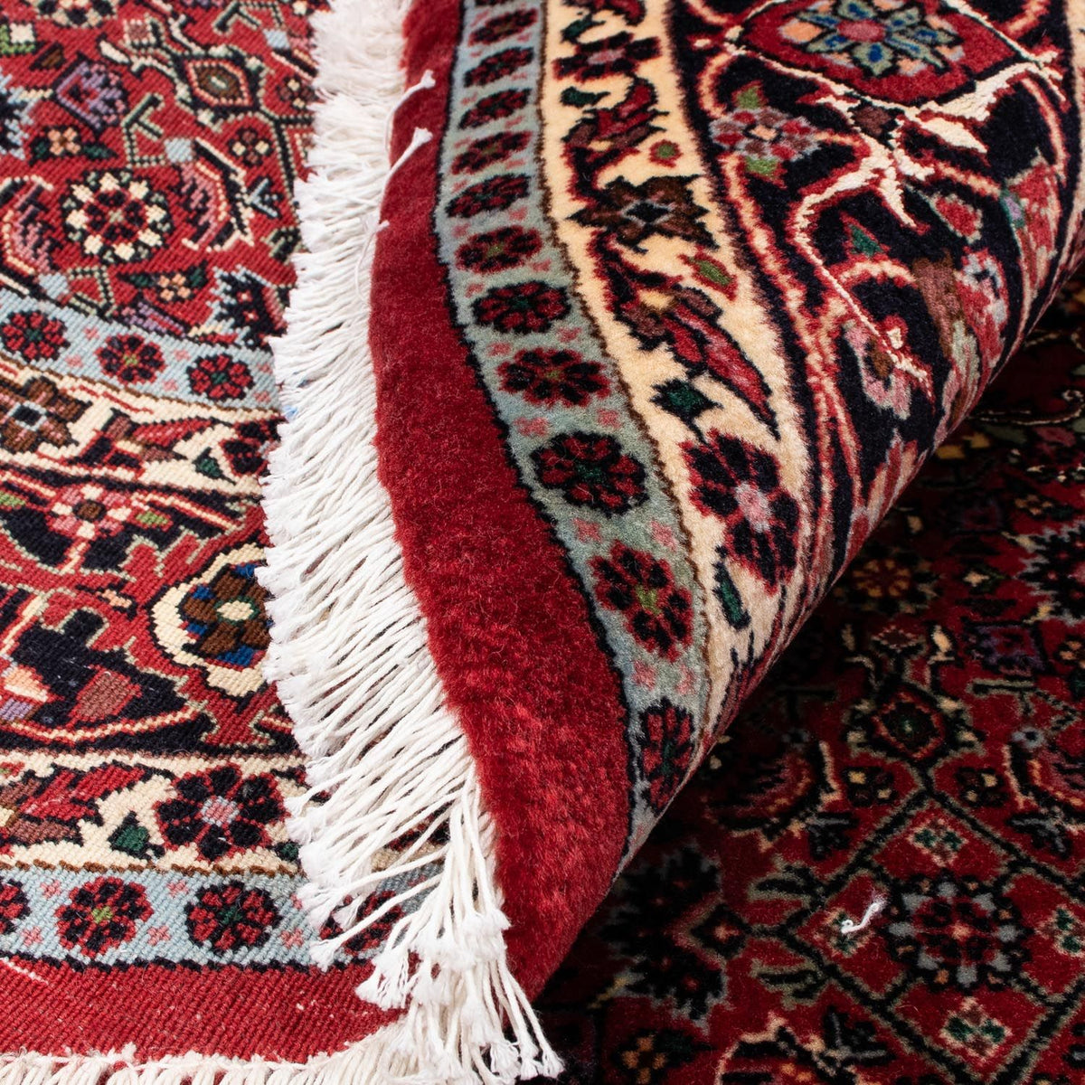 Persisk matta - Bijar runt  - 154 x 154 cm - mörkröd