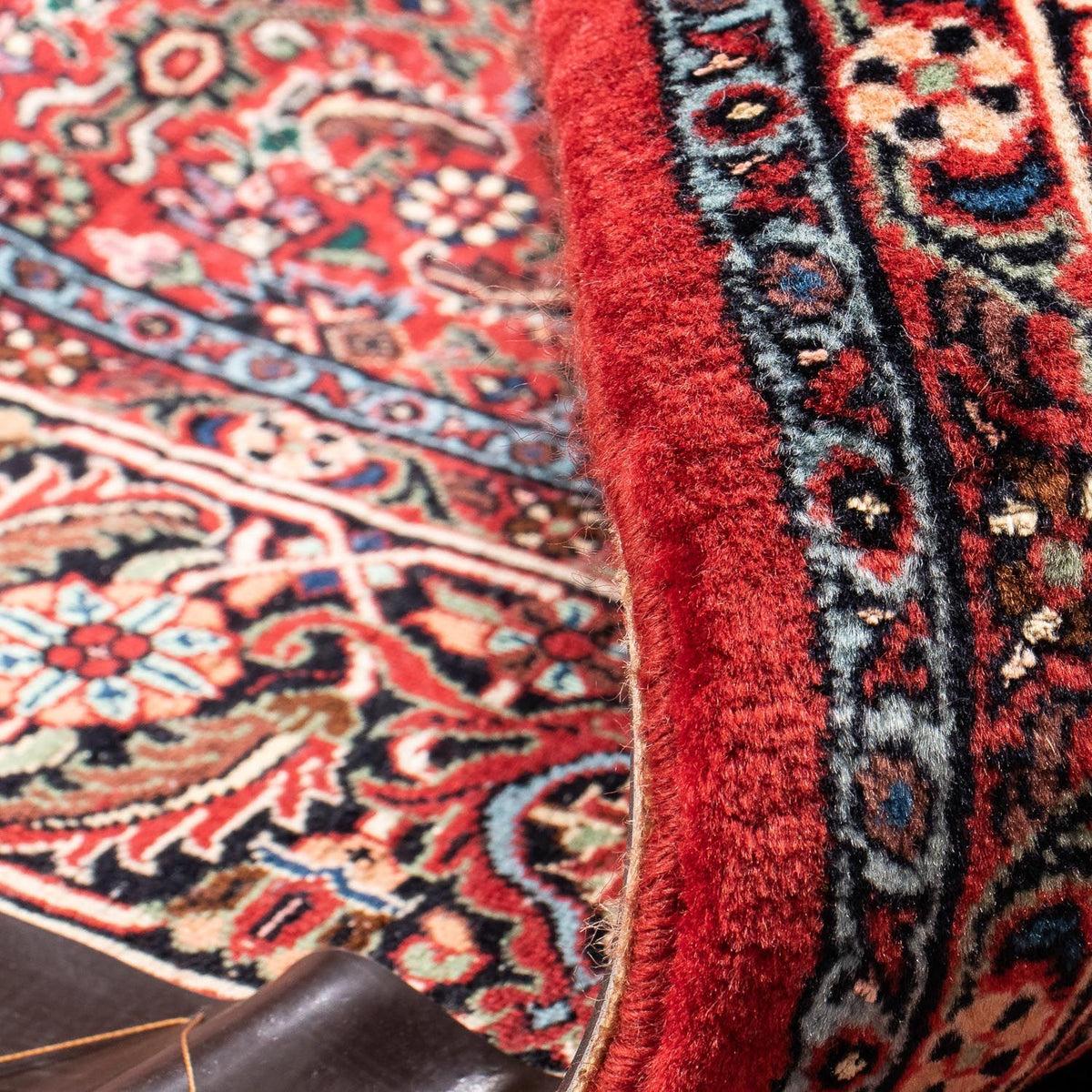 Persisk matta - Bijar - 233 x 166 cm - röd