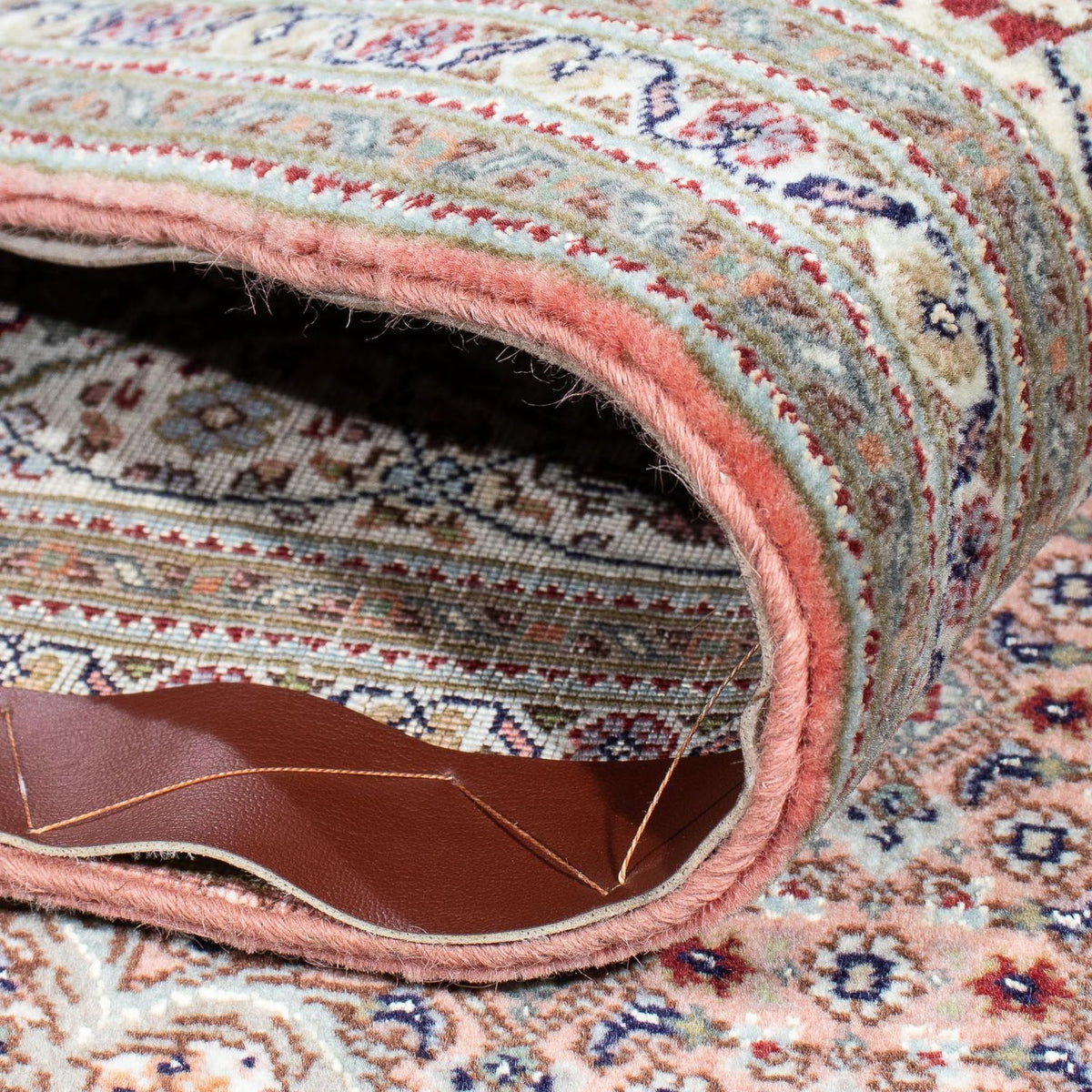 Persisk matta - Tabriz - 292 x 200 cm - ljusröd