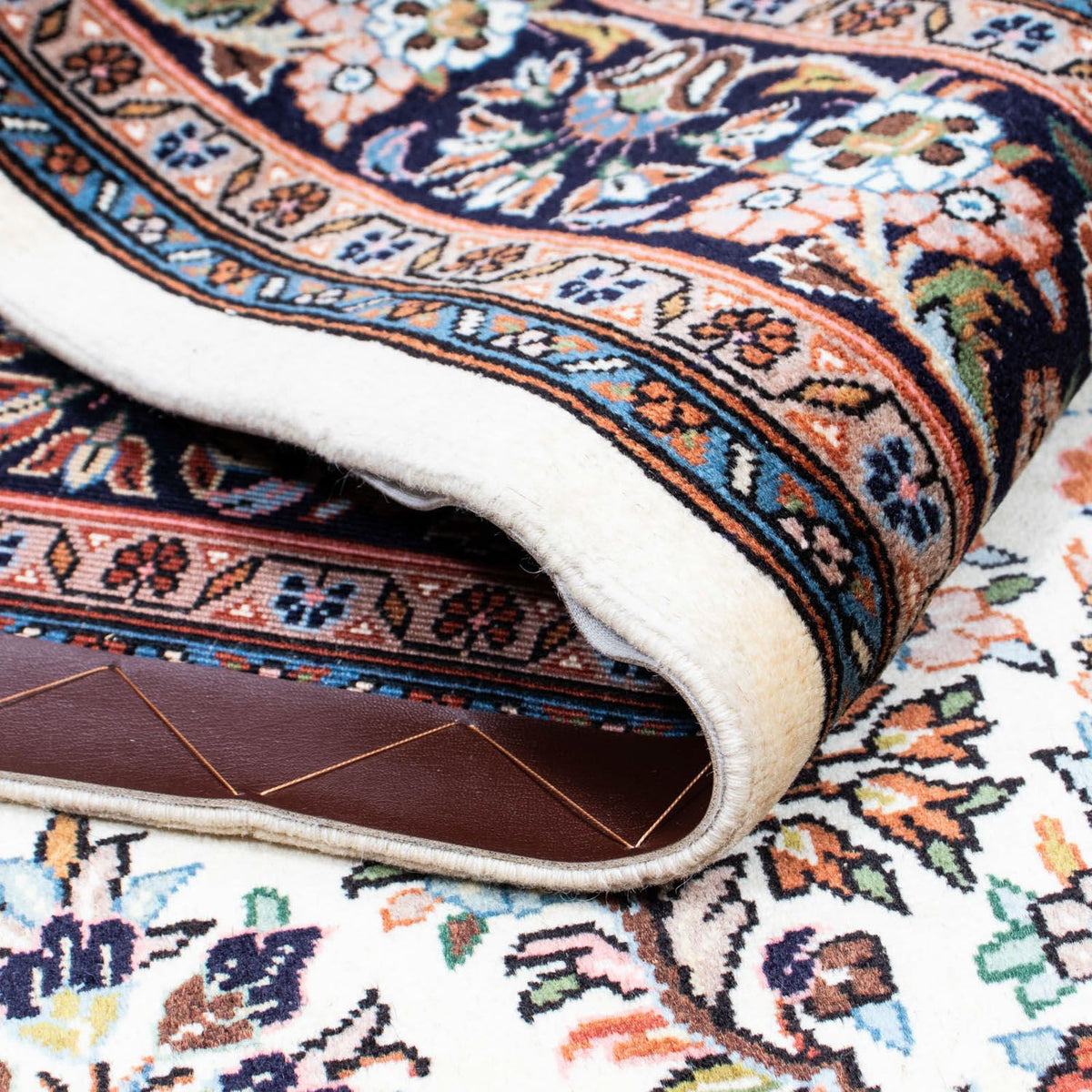 Persisk matta - Royal - 211 x 139 cm - beige