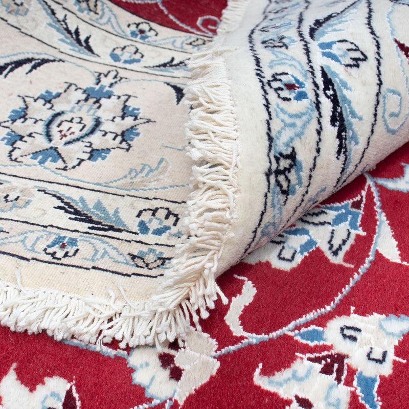 Persisk matta - Nain runt  - 250 x 250 cm - mörkröd