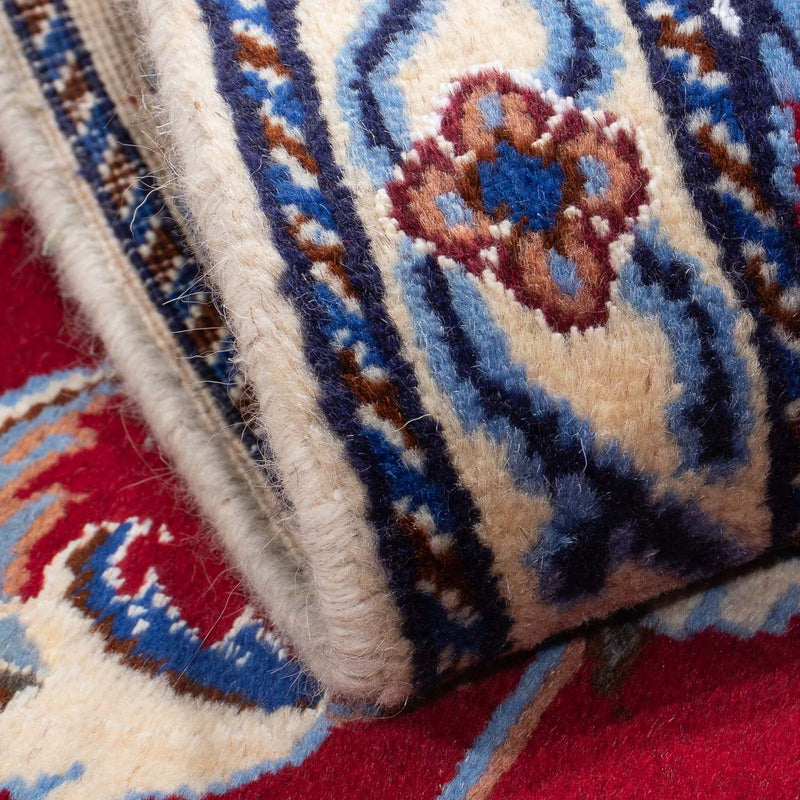 Persisk matta - Nain - 127 x 84 cm - mörkröd