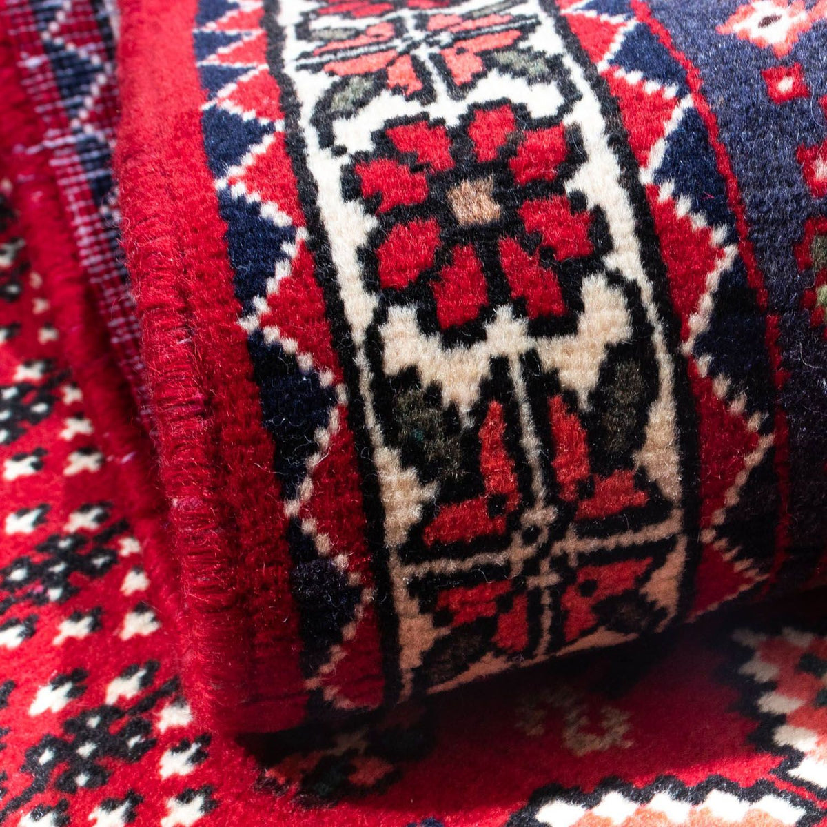 Persisk matta - Nomadic - 144 x 100 cm - mörkröd