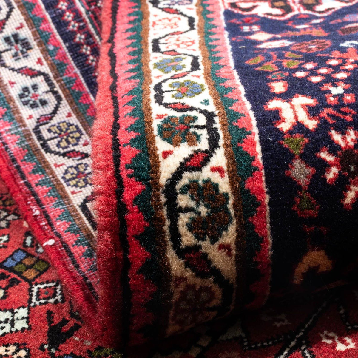 Persisk matta - Nomadic - 152 x 110 cm - mörkröd