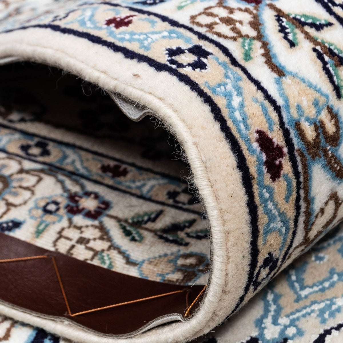 Persisk matta - Nain - Royal - 352 x 243 cm - beige