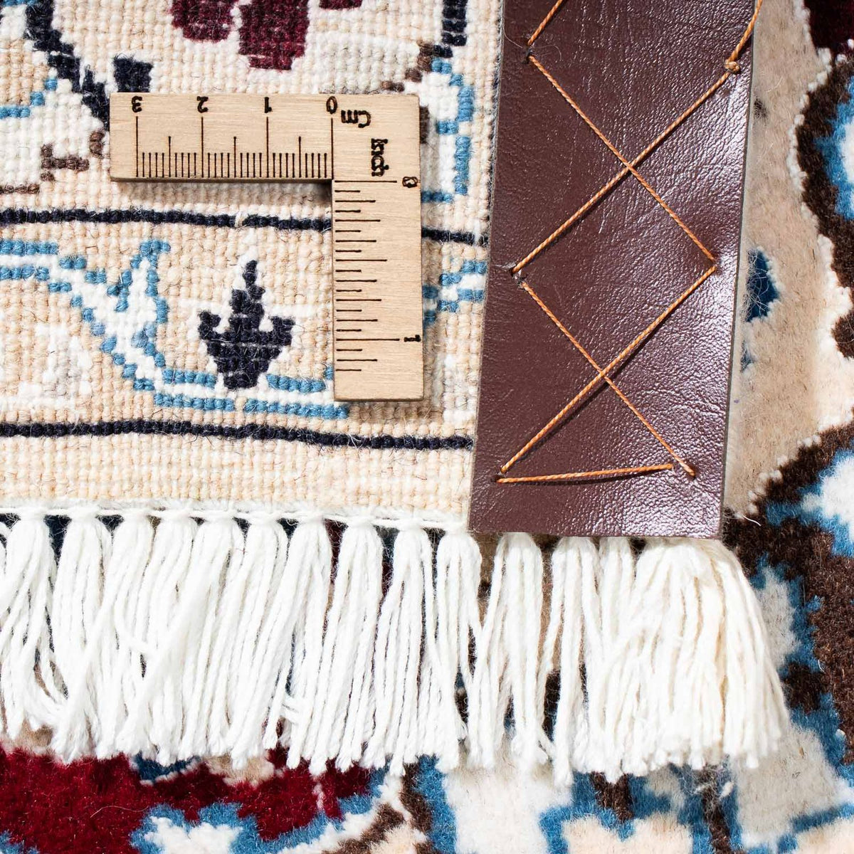 Persisk matta - Nain - Royal - 172 x 112 cm - mörkröd