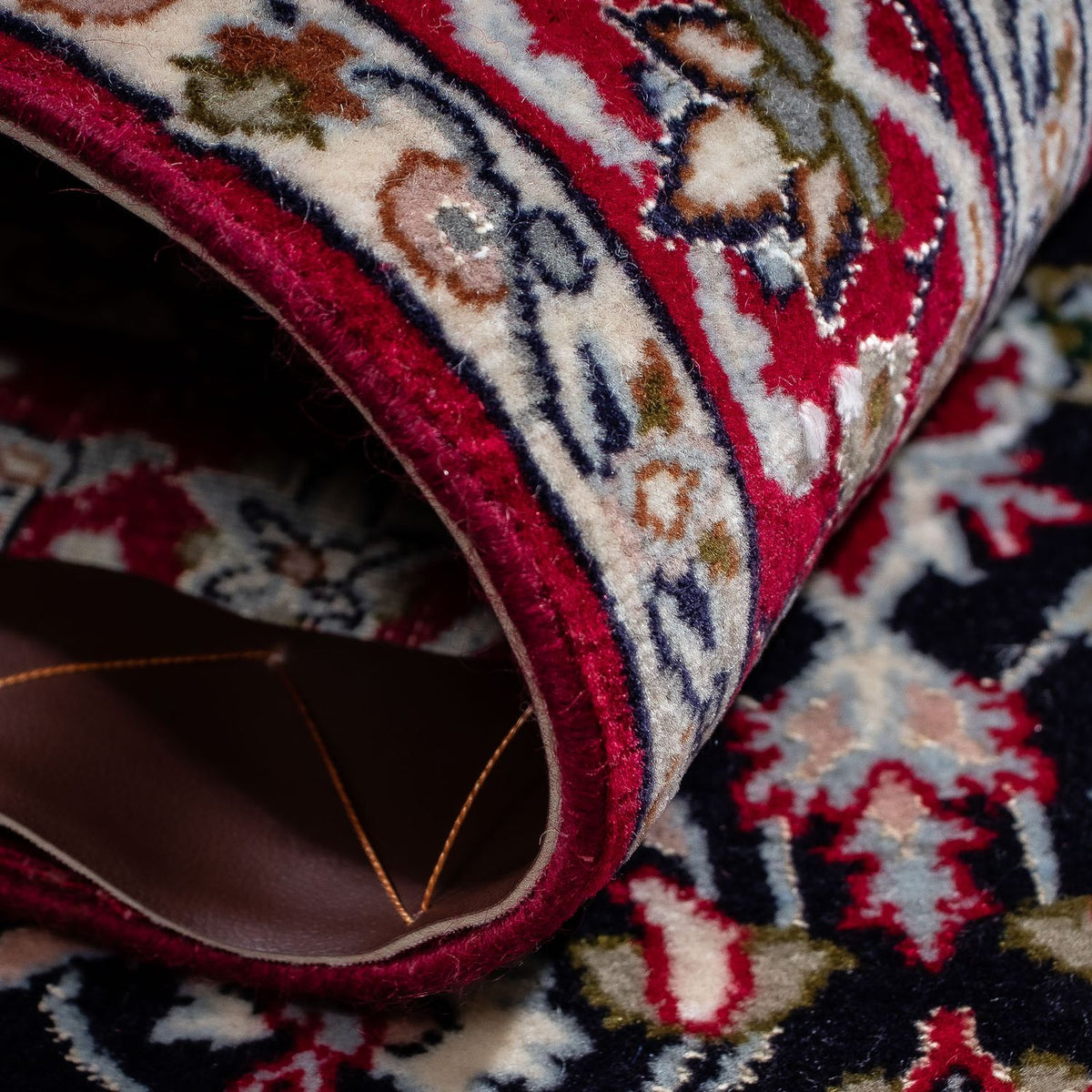 Persisk matta - Isfahan - Premium - 107 x 69 cm - mörkröd