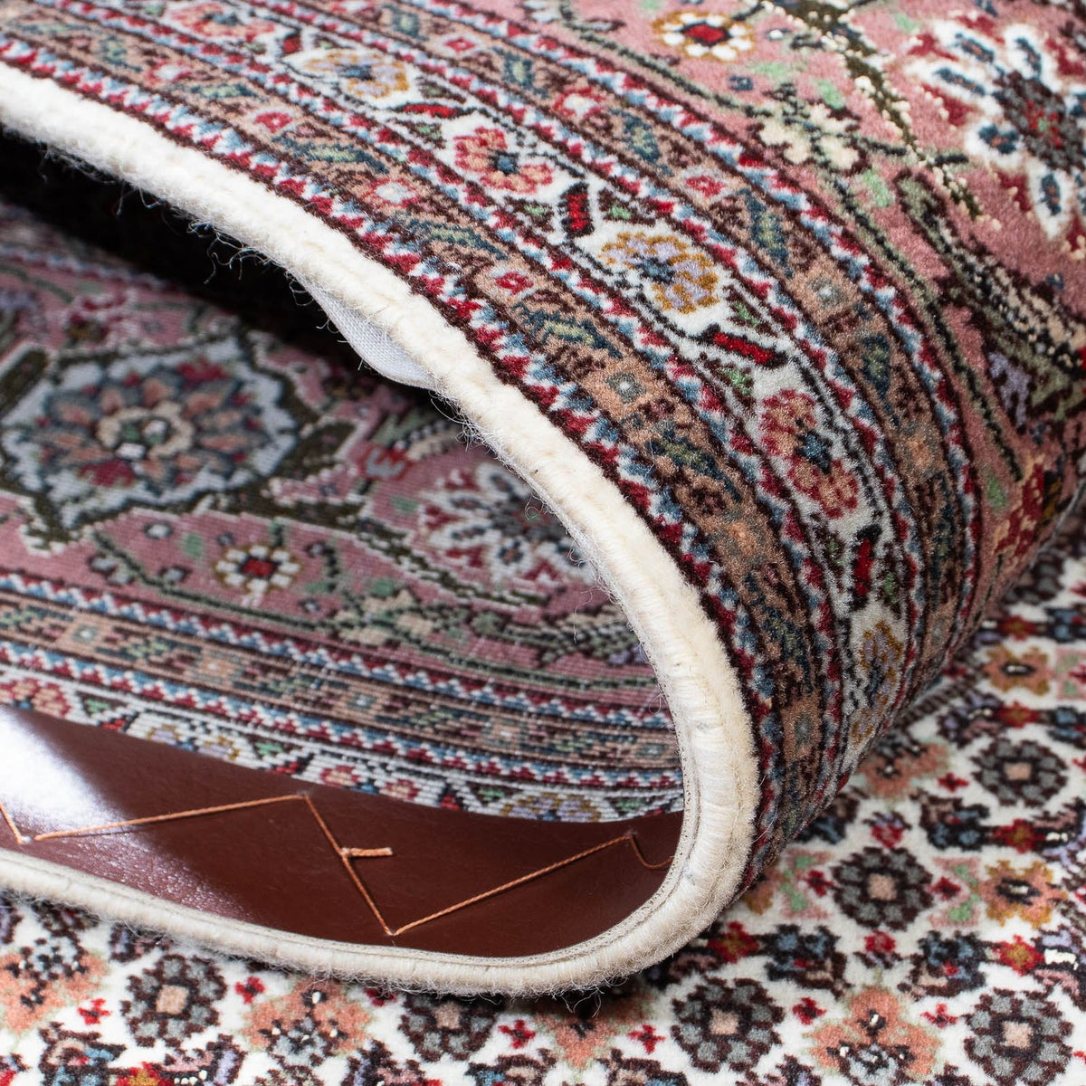 Persisk matta - Tabriz - 212 x 153 cm - ljusbrun