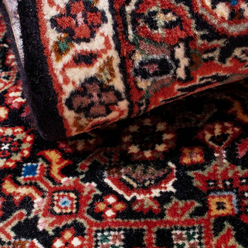 Persisk matta - Bijar - 170 x 109 cm - röd