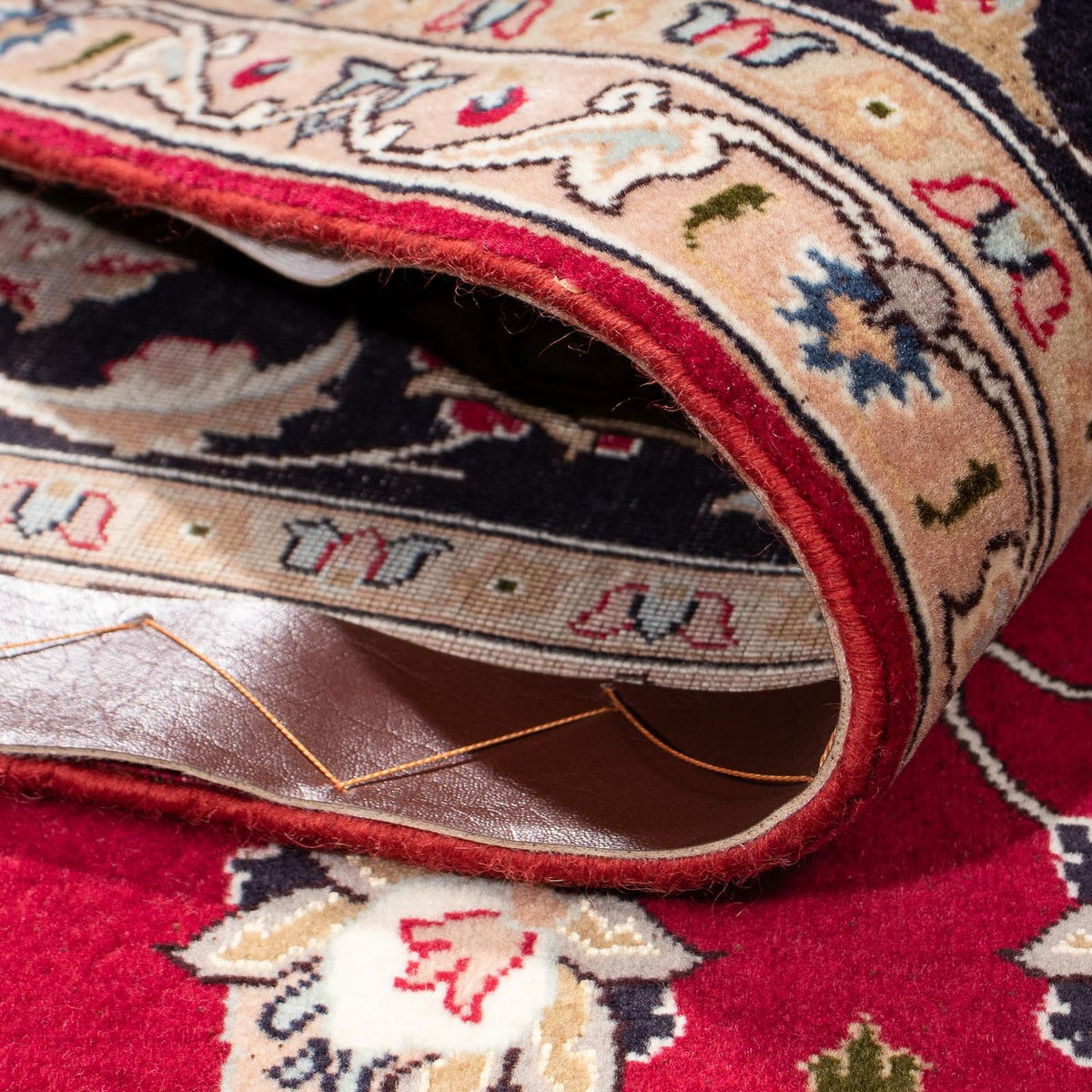 Persisk matta - Tabriz - Royal - 207 x 154 cm - röd