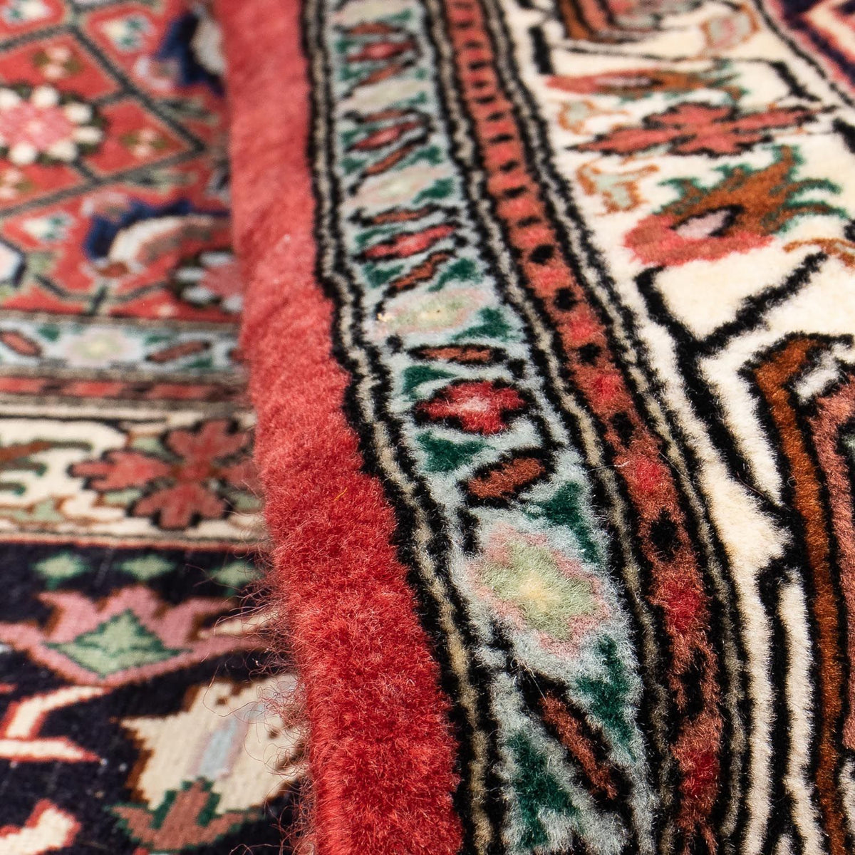 Persisk matta - Bijar - 316 x 252 cm - röd