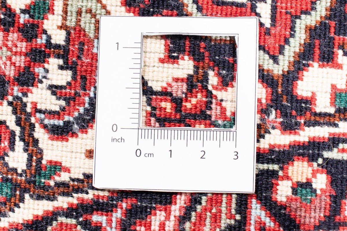 Persisk matta - Bijar runt  - 155 x 155 cm - mörkröd