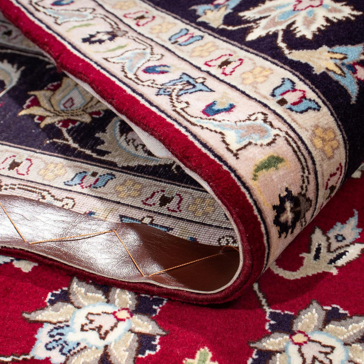 Persisk matta - Tabriz - Royal - 207 x 155 cm - mörkröd