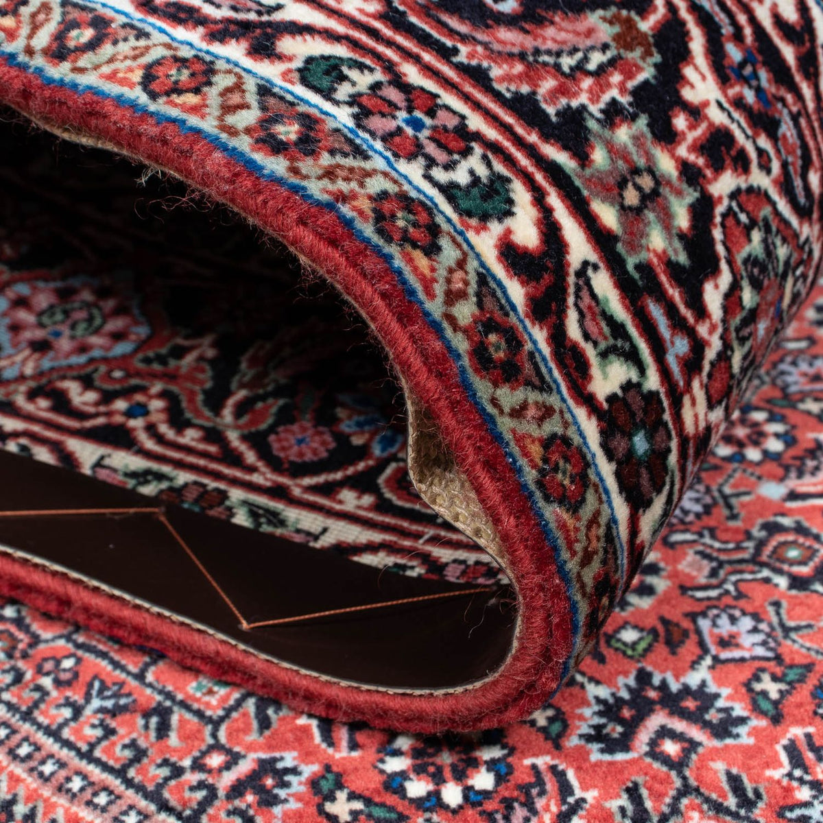 Persisk matta - Bijar - 214 x 127 cm - ljusröd