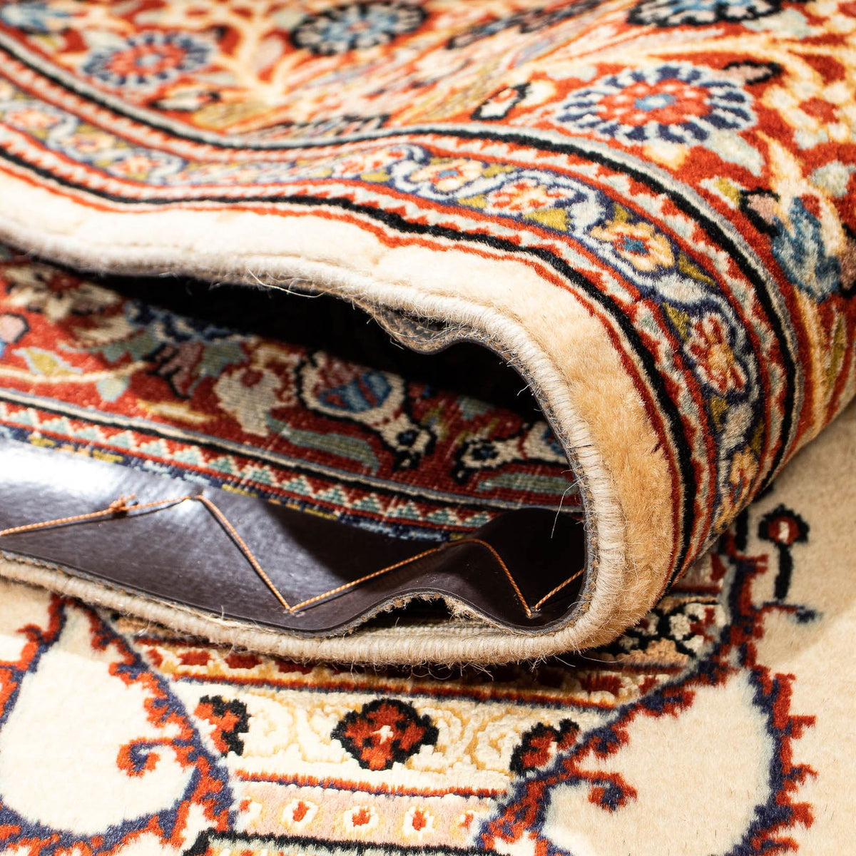 Persisk matta - Ghom - 210 x 135 cm - beige