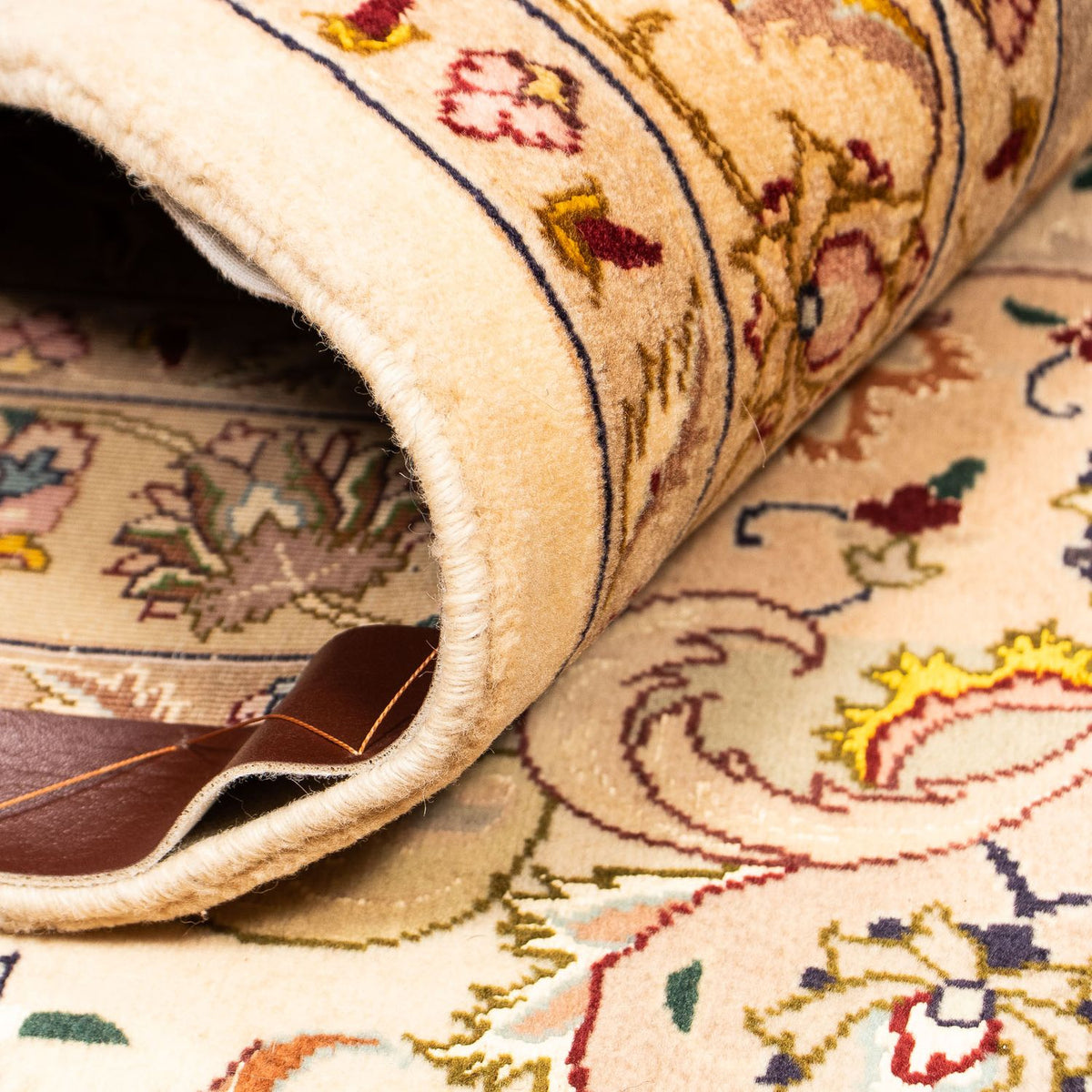 Persisk matta - Tabriz - 377 x 298 cm - ljusbrun