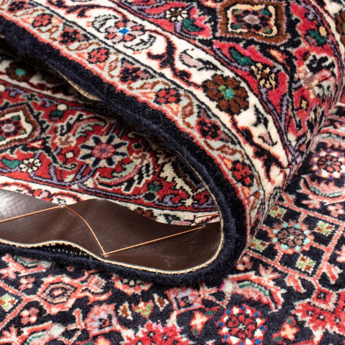 Persisk matta - Bijar - 214 x 133 cm - röd