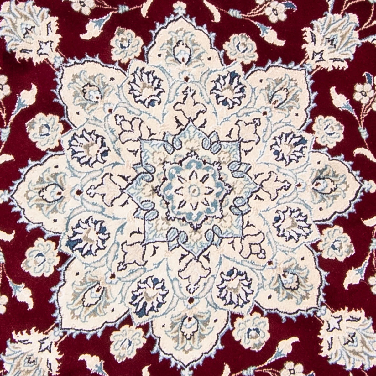 Persisk matta - Nain runt  - 245 x 245 cm - mörkröd